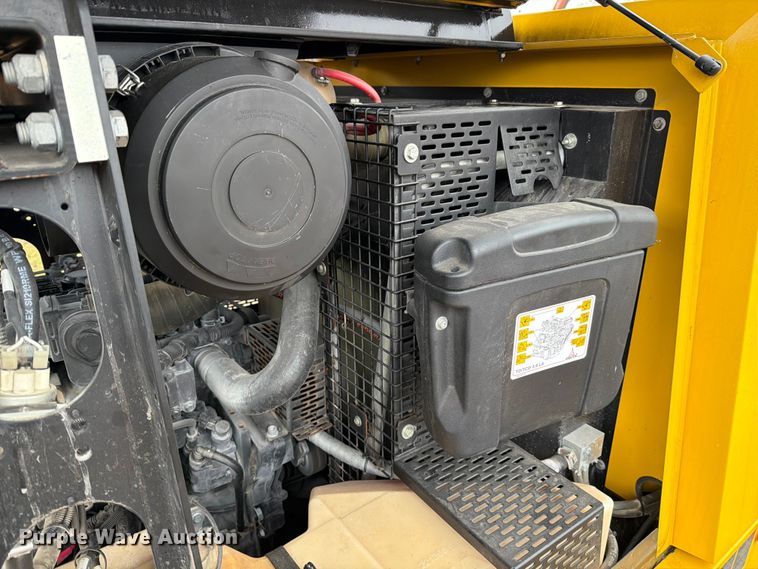 image for item DX5920 2022 Kaeser M118 air compressor