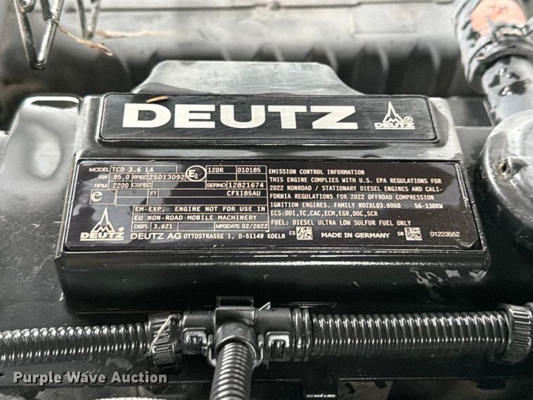 image for item DX5920 2022 Kaeser M118 air compressor