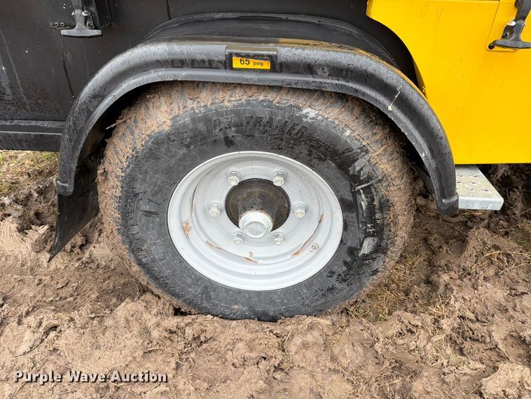 image for item DX5920 2022 Kaeser M118 air compressor