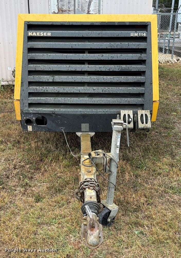 image for item DX5921 2015 Kaeser M114 air compressor