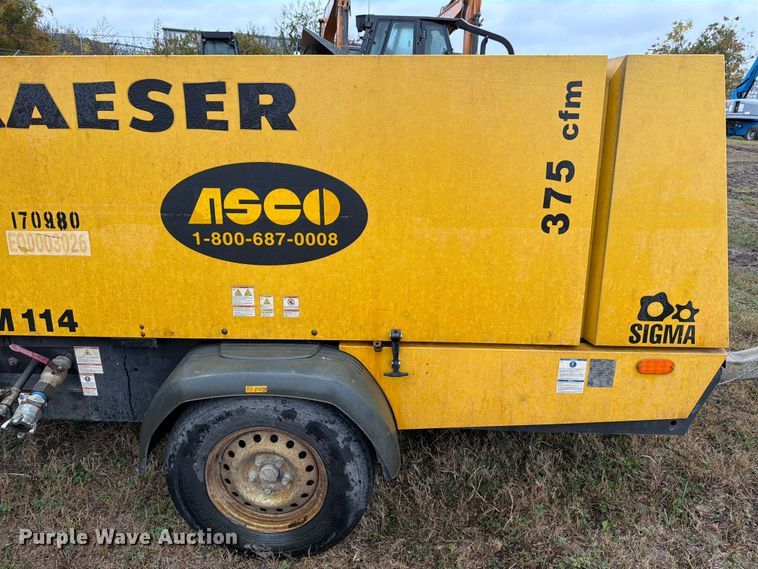 image for item DX5921 2015 Kaeser M114 air compressor