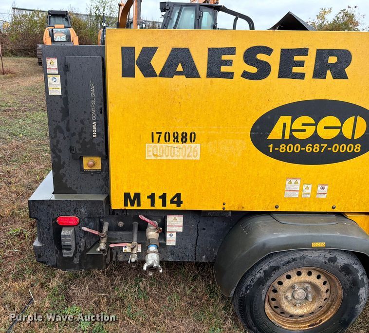 image for item DX5921 2015 Kaeser M114 air compressor
