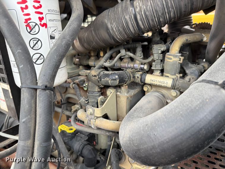 image for item DX5921 2015 Kaeser M114 air compressor