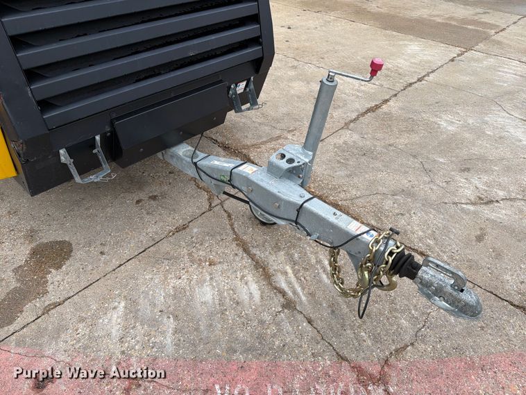 image for item DX5922 2022 Kaeser M118 air compressor