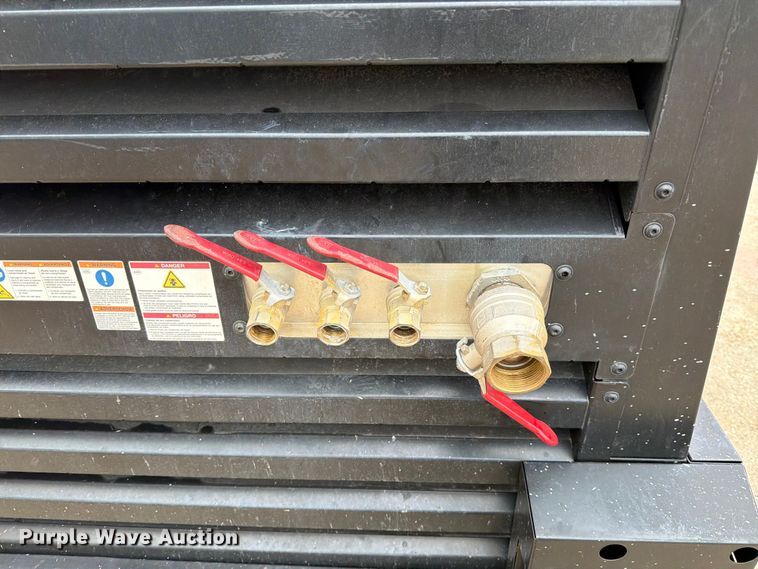 image for item DX5922 2022 Kaeser M118 air compressor