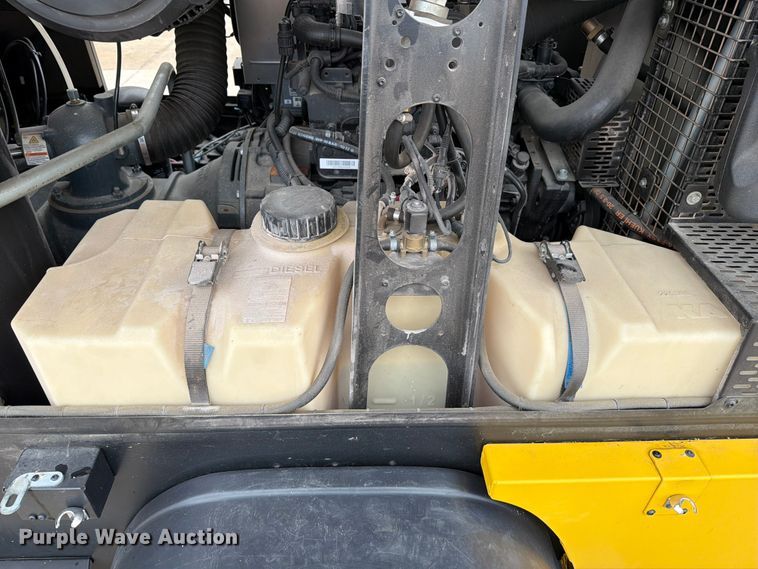 image for item DX5922 2022 Kaeser M118 air compressor