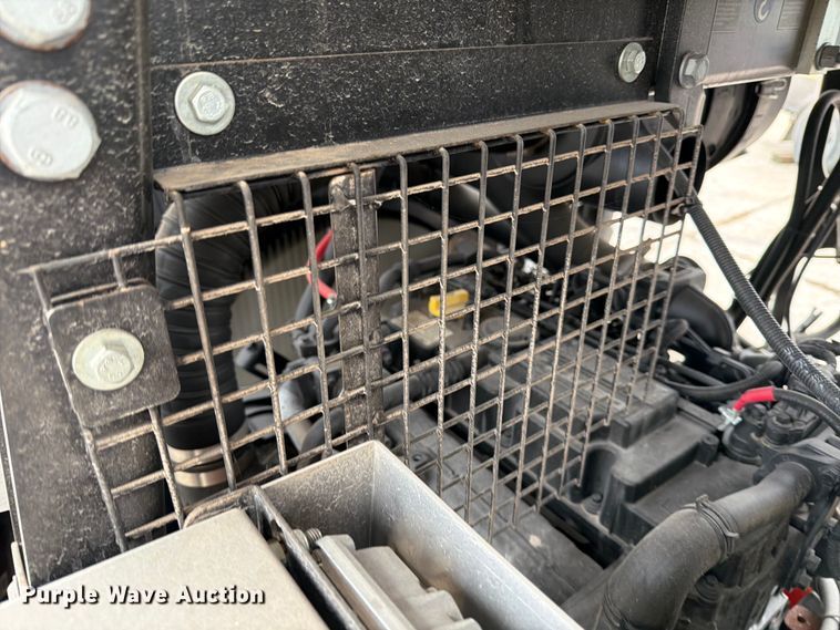 image for item DX5922 2022 Kaeser M118 air compressor