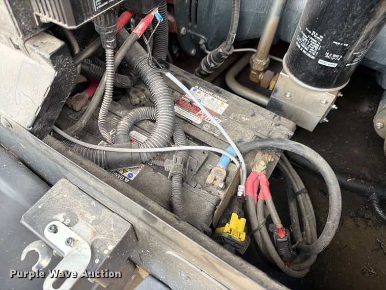 image for item DX5922 2022 Kaeser M118 air compressor