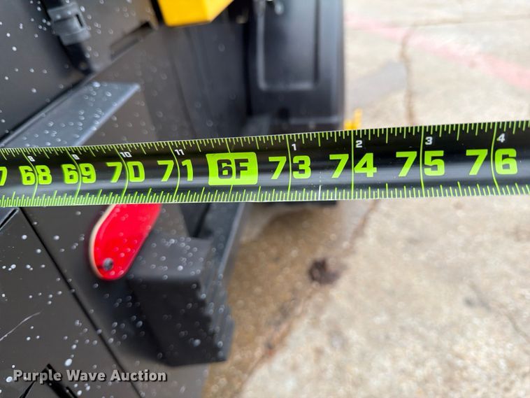 image for item DX5922 2022 Kaeser M118 air compressor