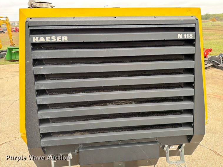 image for item DX5923 2022 Kaeser M118 air compressor