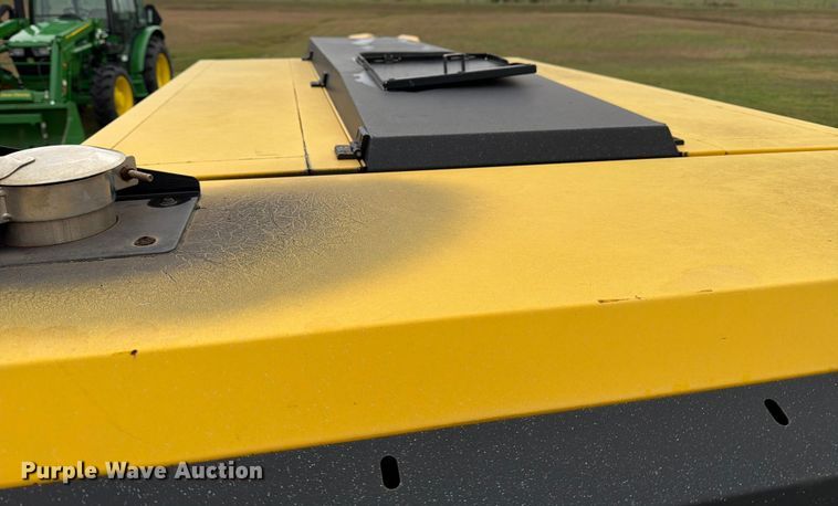 image for item DX5923 2022 Kaeser M118 air compressor