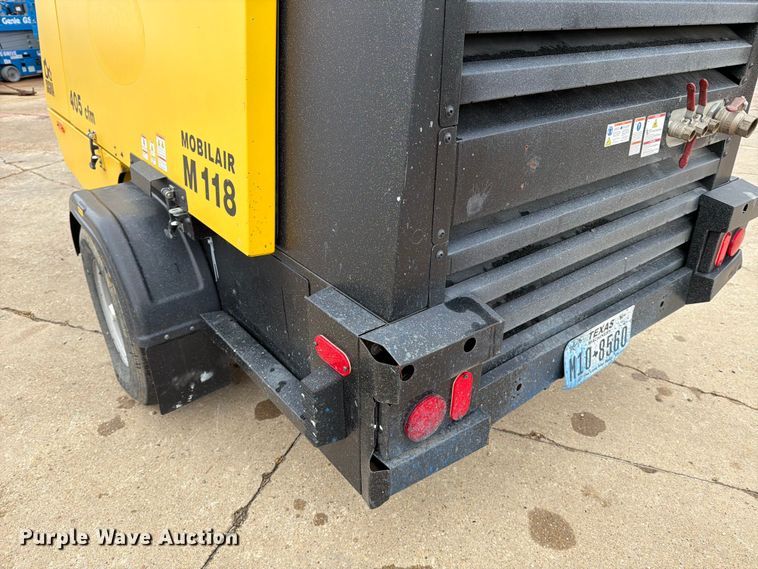 image for item DX5923 2022 Kaeser M118 air compressor