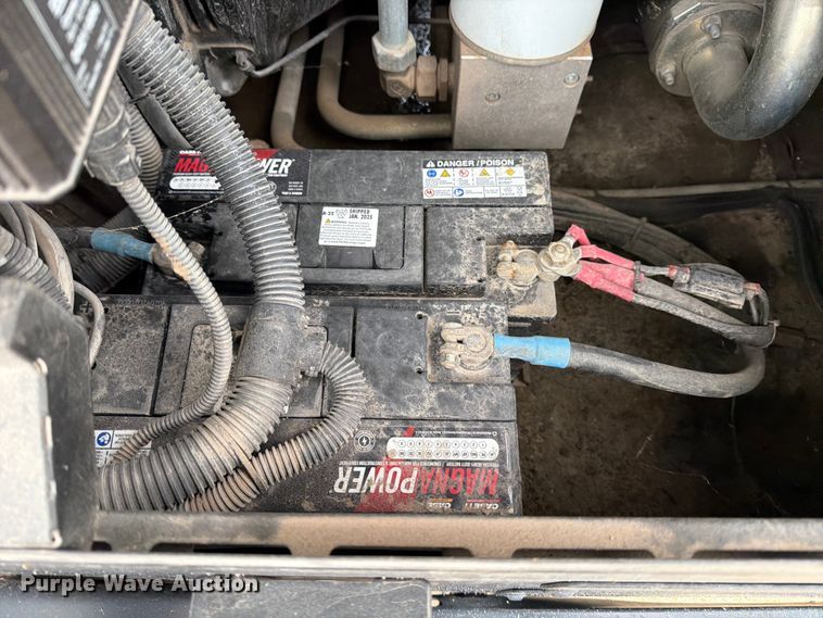 image for item DX5923 2022 Kaeser M118 air compressor