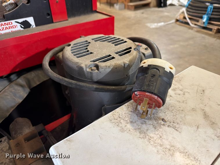 image for item DX5926 Custom Crimp IC350 crimping machine