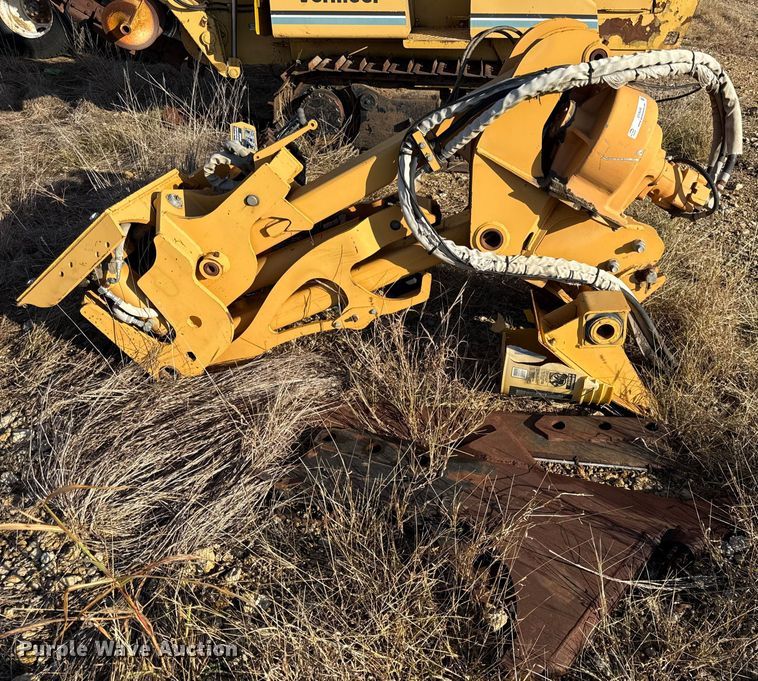 image for item DY8440 Case 28614 P85 vibratory plow