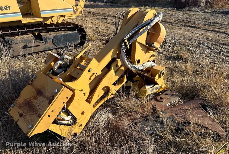 image for item DY8440 Case 28614 P85 vibratory plow