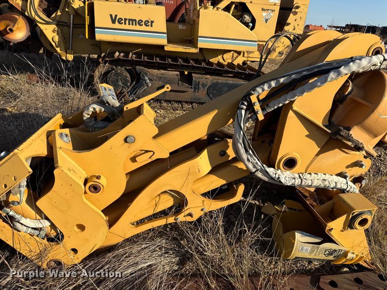 image for item DY8440 Case 28614 P85 vibratory plow