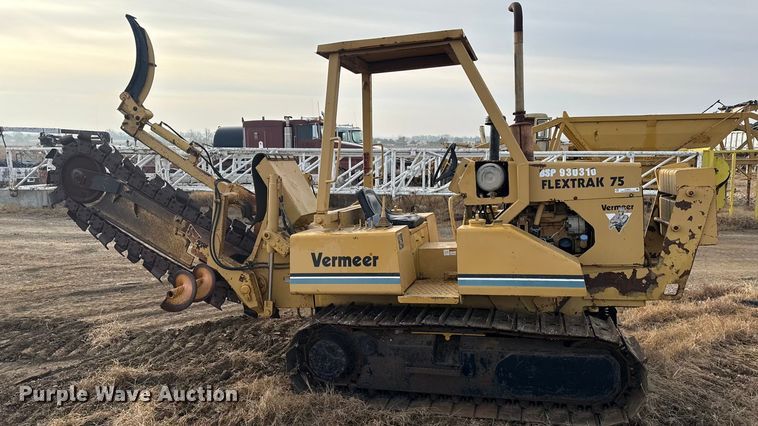 image for item DY8441 Vermeer Flextrak 75 trencher