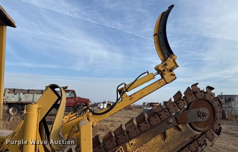 image for item DY8441 Vermeer Flextrak 75 trencher
