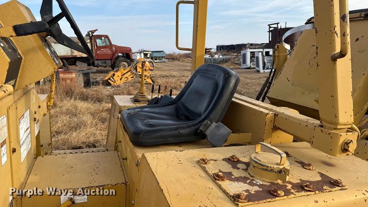 image for item DY8441 Vermeer Flextrak 75 trencher