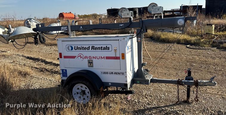 image for item DY8443 2012 Magnum MLT3060M light plant