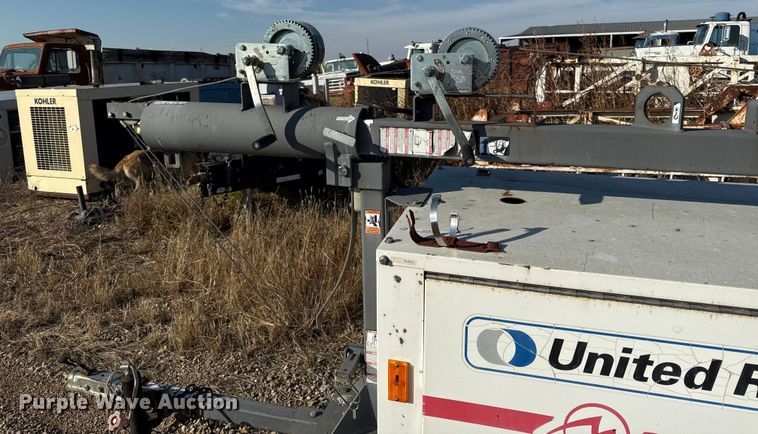 image for item DY8443 2012 Magnum MLT3060M light plant