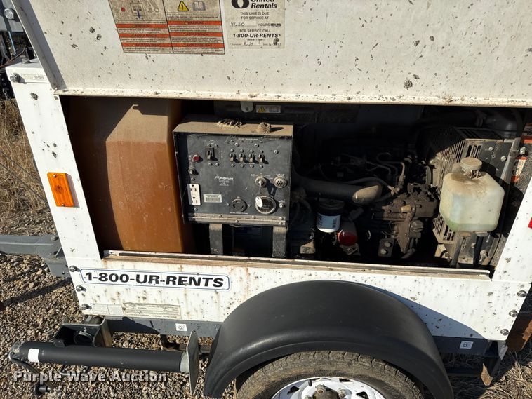 image for item DY8443 2012 Magnum MLT3060M light plant