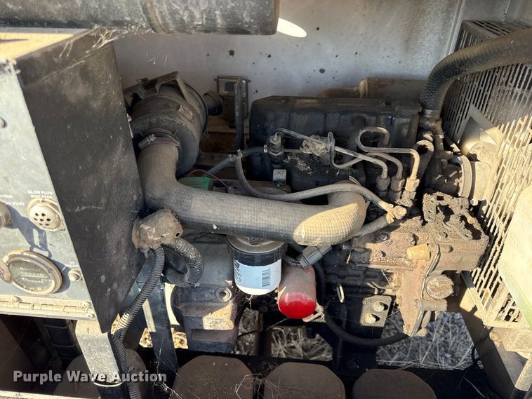 image for item DY8443 2012 Magnum MLT3060M light plant