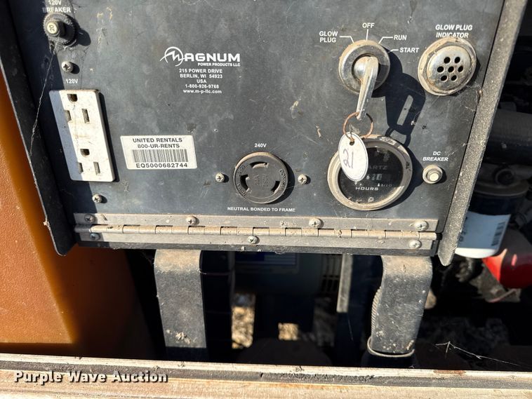 image for item DY8443 2012 Magnum MLT3060M light plant