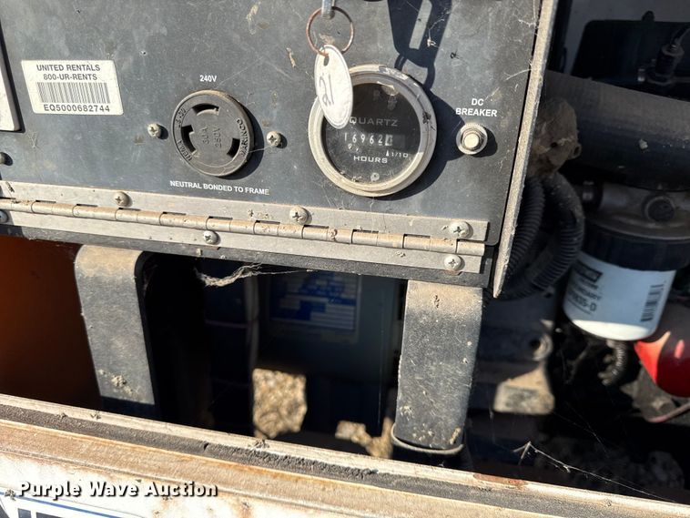 image for item DY8443 2012 Magnum MLT3060M light plant