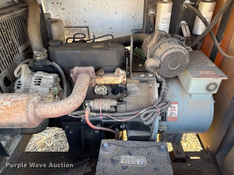 image for item DY8443 2012 Magnum MLT3060M light plant