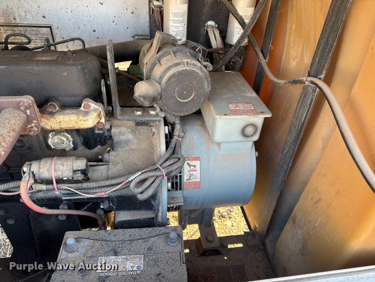 image for item DY8443 2012 Magnum MLT3060M light plant