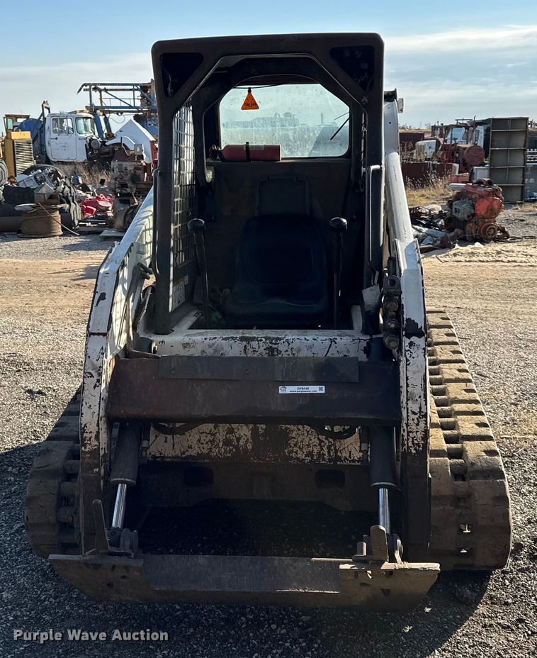 MINI CARGADOR SOBRE ORUGAS BOBCAT T190