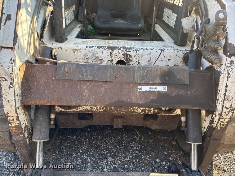 image for item DY8446 Bobcat T190 tracked skid steer loader