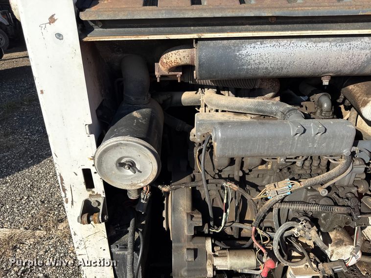 image for item DY8446 Bobcat T190 tracked skid steer loader