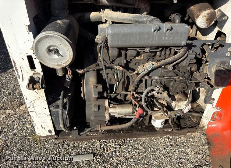 image for item DY8446 Bobcat T190 tracked skid steer loader