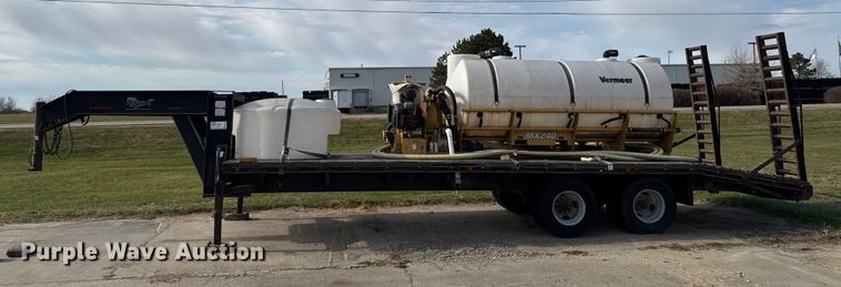 image for item EA2060 1997 Mustang F235-E equipment trailer with fluid mixing system