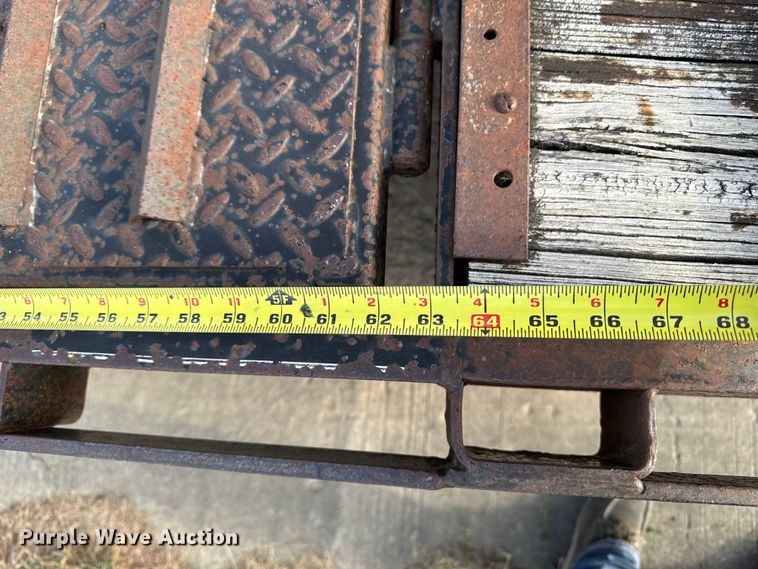 image for item EA2060 1997 Mustang F235-E equipment trailer with fluid mixing system