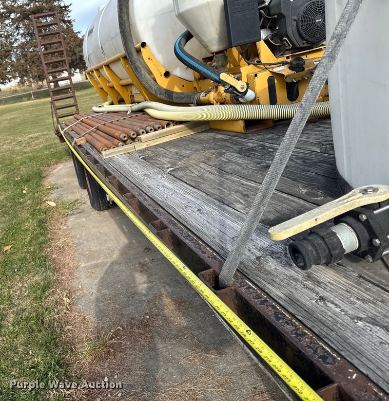 image for item EA2060 1997 Mustang F235-E equipment trailer with fluid mixing system