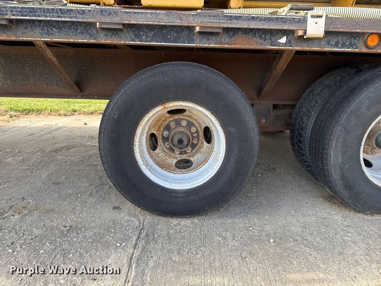 image for item EA2060 1997 Mustang F235-E equipment trailer with fluid mixing system