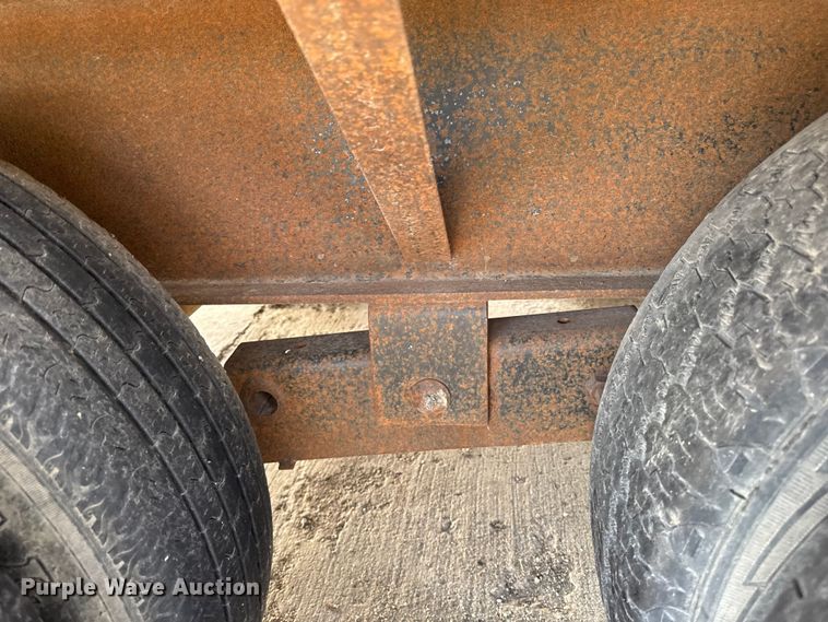 image for item EA2060 1997 Mustang F235-E equipment trailer with fluid mixing system