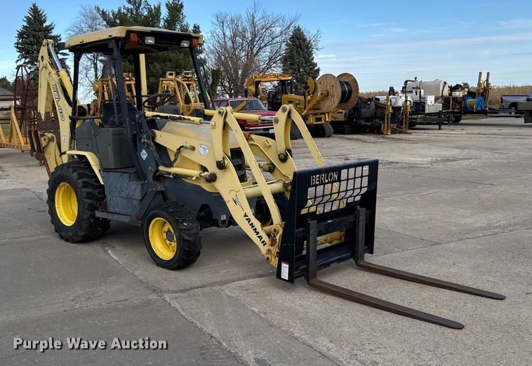 image for item EA2061 2007 Yanmar CBL40-LD backhoe