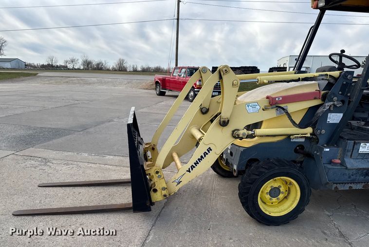 image for item EA2061 2007 Yanmar CBL40-LD backhoe
