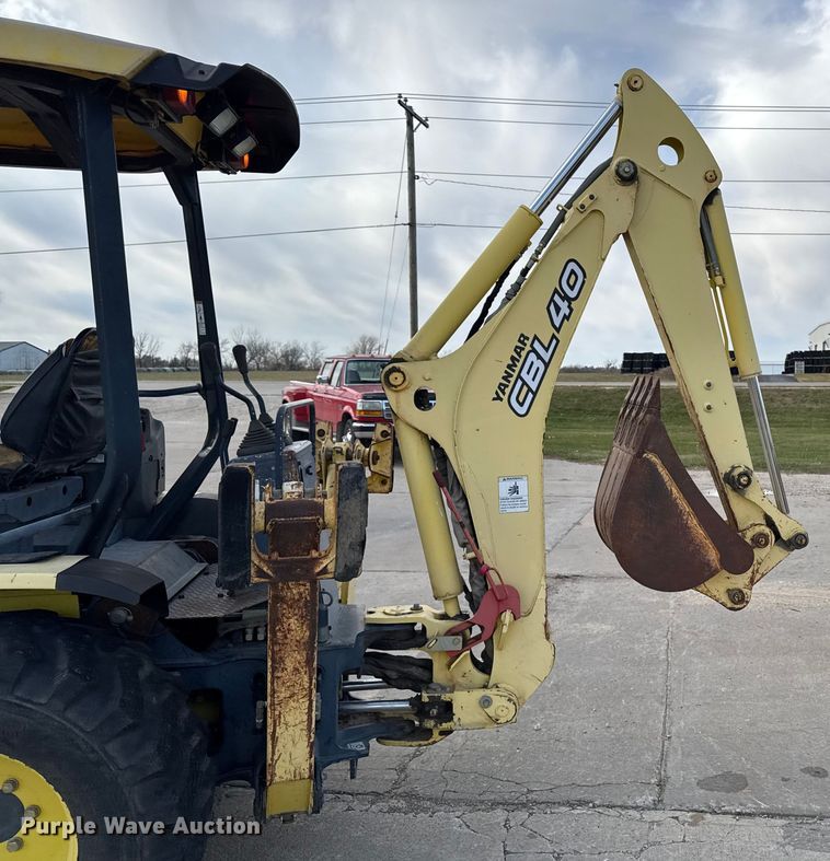image for item EA2061 2007 Yanmar CBL40-LD backhoe