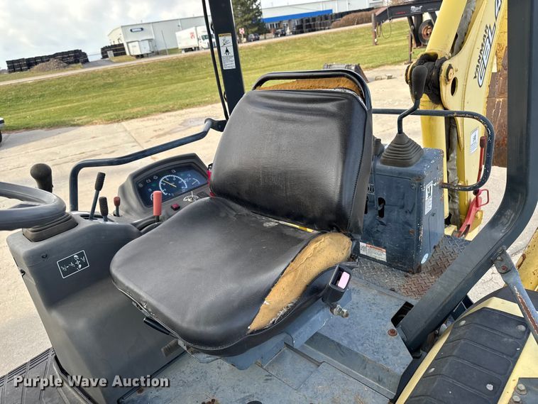 image for item EA2061 2007 Yanmar CBL40-LD backhoe