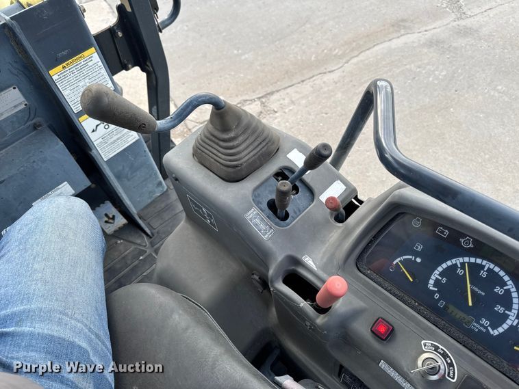 image for item EA2061 2007 Yanmar CBL40-LD backhoe