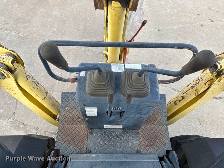 image for item EA2061 2007 Yanmar CBL40-LD backhoe