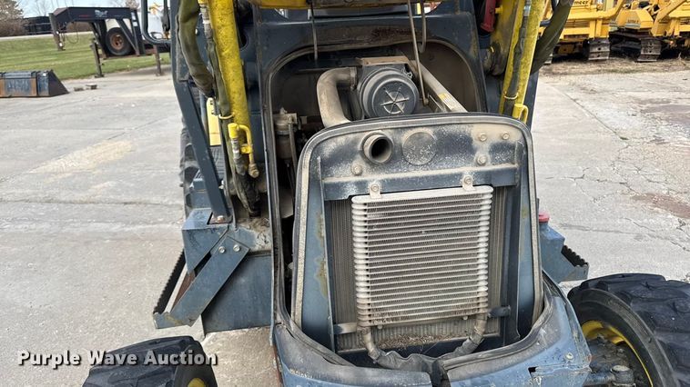 image for item EA2061 2007 Yanmar CBL40-LD backhoe