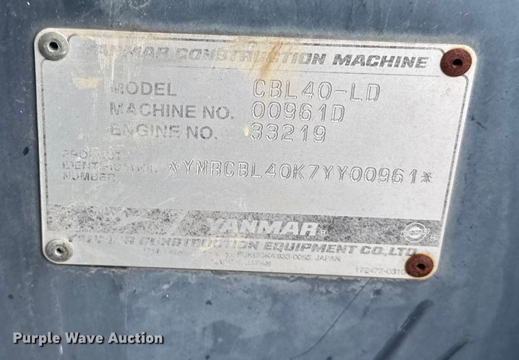 image for item EA2061 2007 Yanmar CBL40-LD backhoe