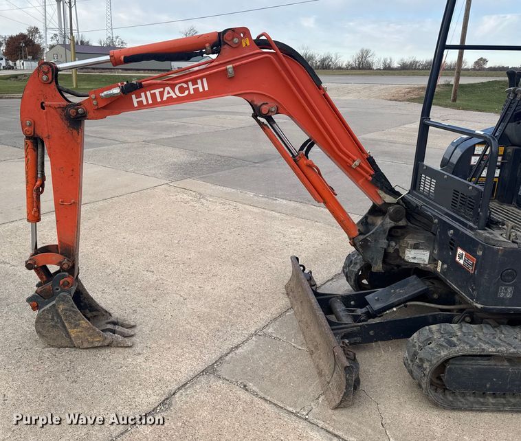 image for item EA2062 2011 Hitachi ZX17U-2 mini excavator